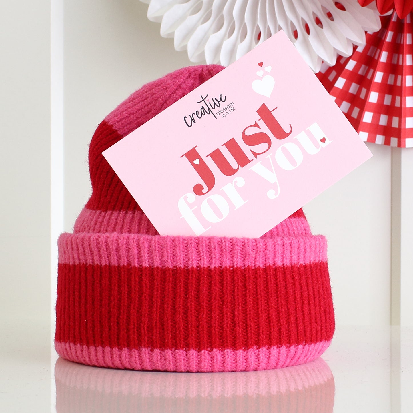 NEW - Awesome Hat Gift Set