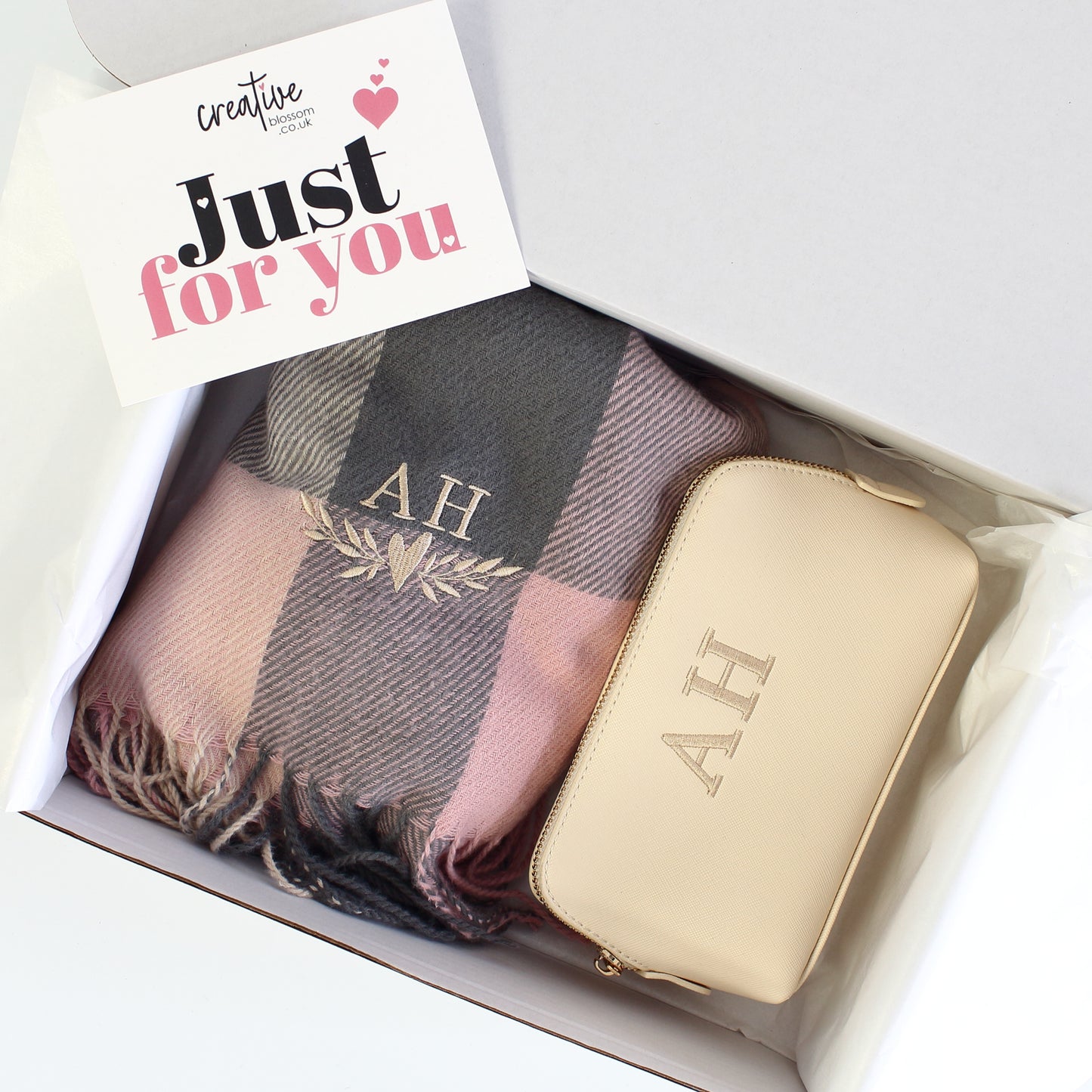 NEW - Scarf & Makeup Bag Gift Set - Pink mix