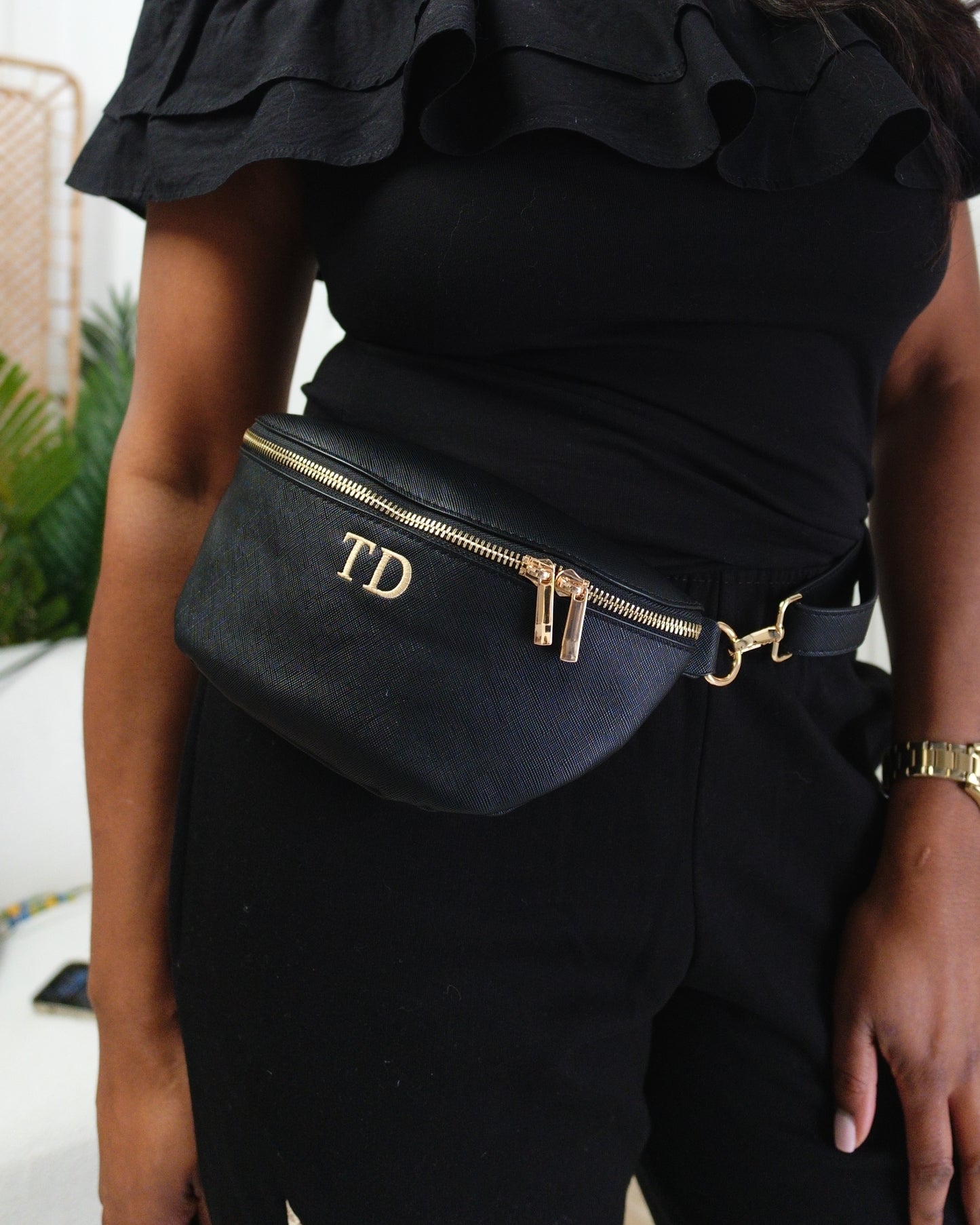 NEW - Luxury embroidered Cross-Body Bag